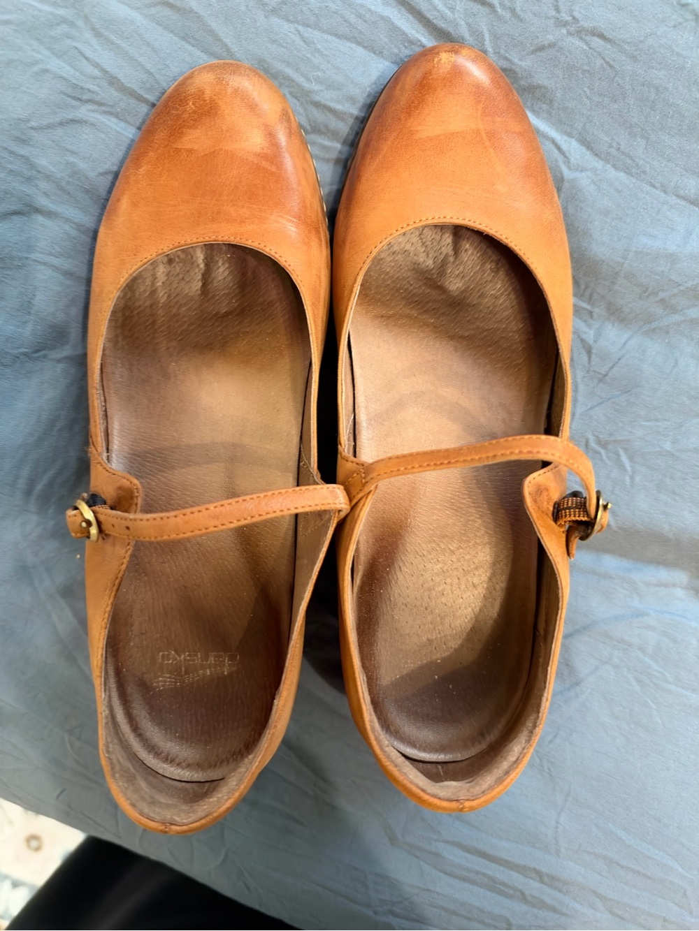 Classic Leather Mary Jane Wedge in Tan